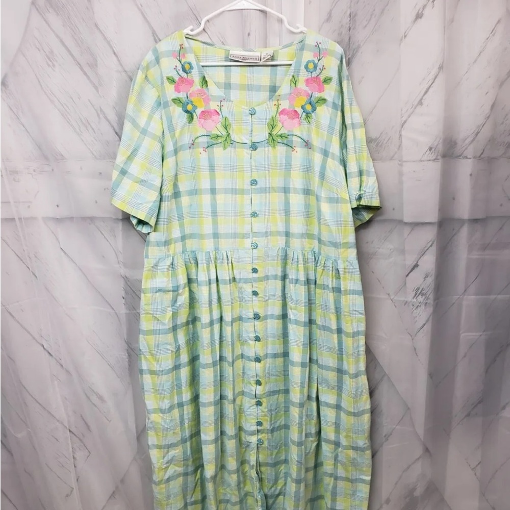 Vintage 90s Plus Size Plaid Floral Embroidered Maxi Dress